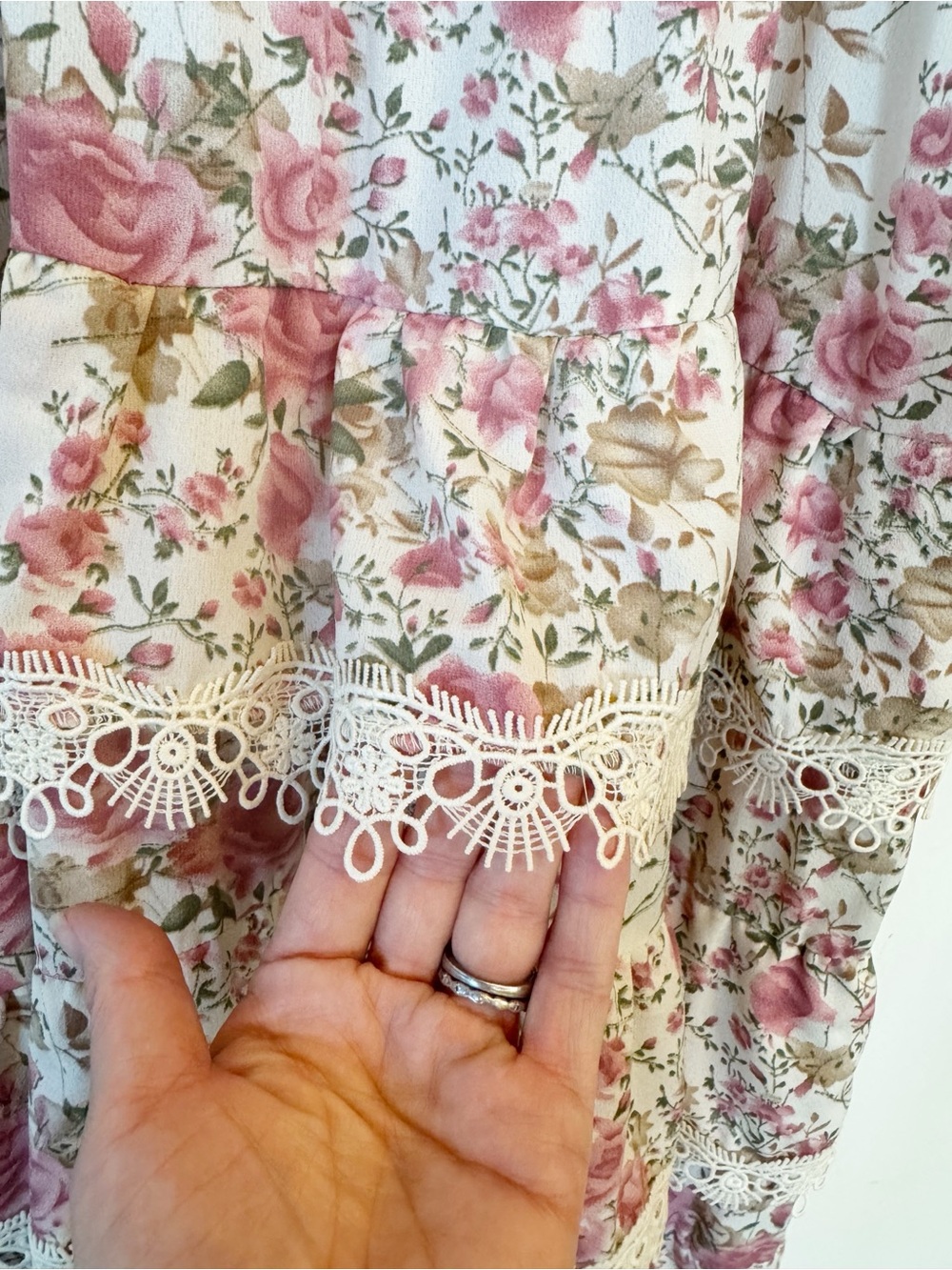Altar’d State Cream and Pink Rose Floral
Tiered Crochet Lace Midi Dress L - Picture 4 of 9